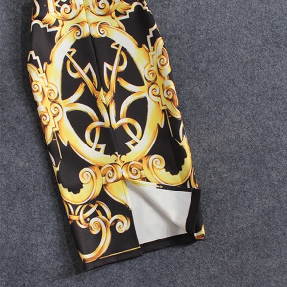 NWT Black & Gold Baroque Pencil Skirt - Picture 3 of 7